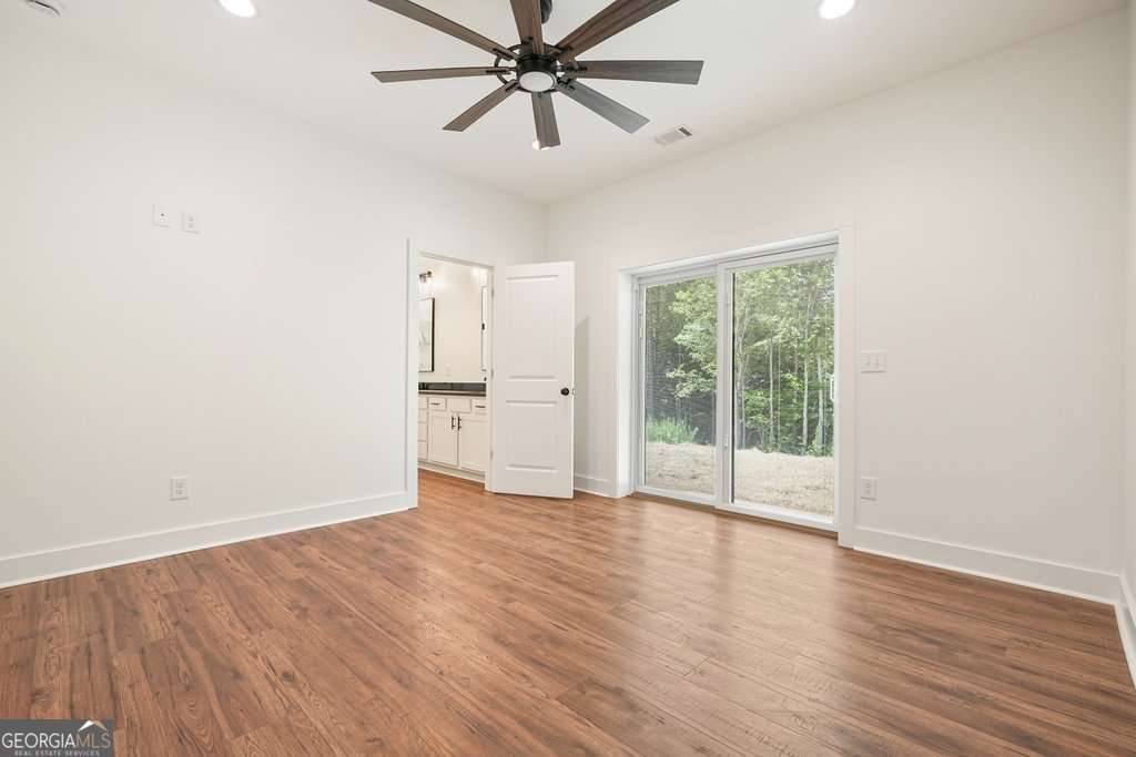 Talking Rock, GA 30175,60 Dovetail LN