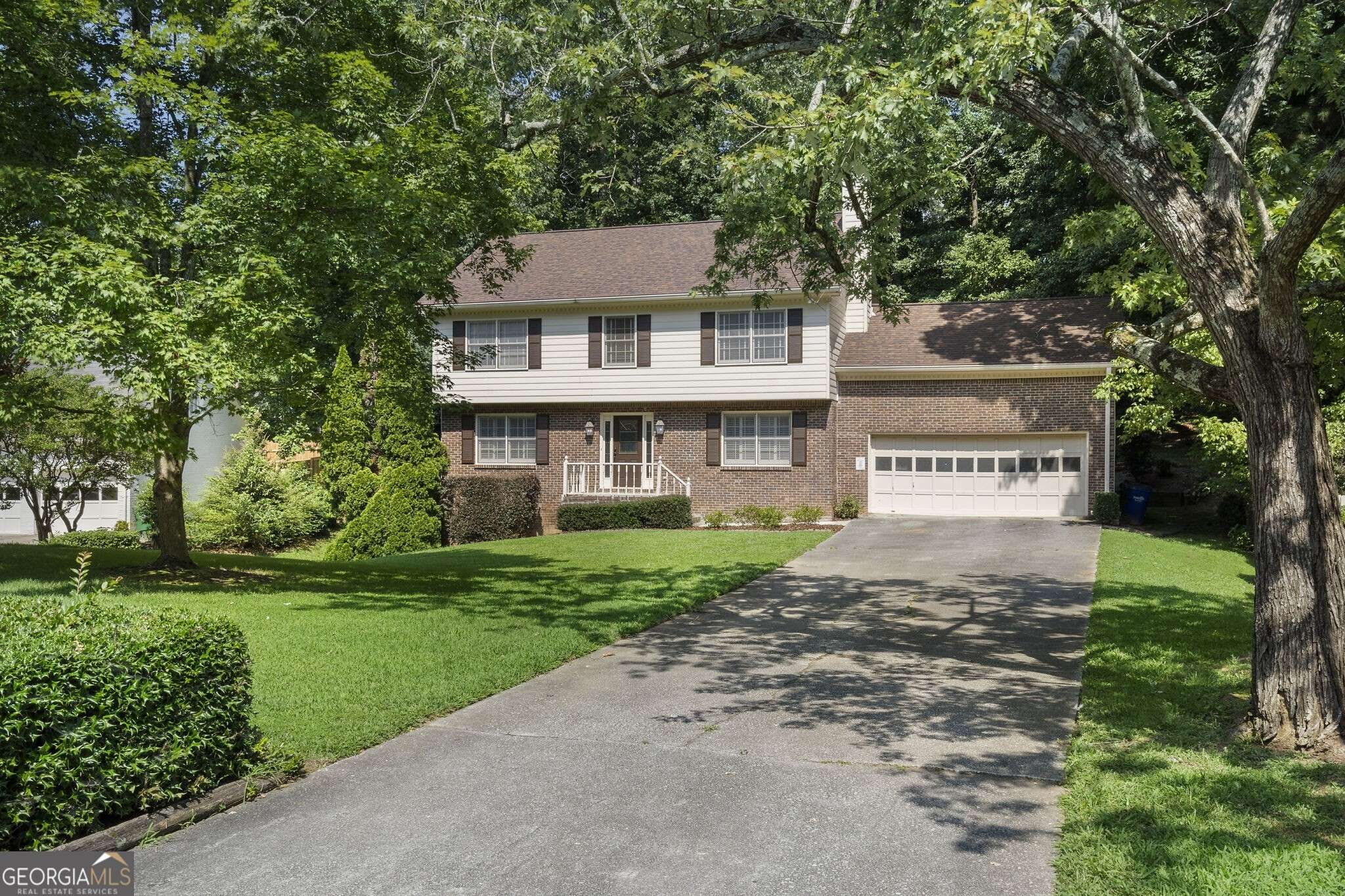 Brookhaven, GA 30319,1348 Cambridge CT
