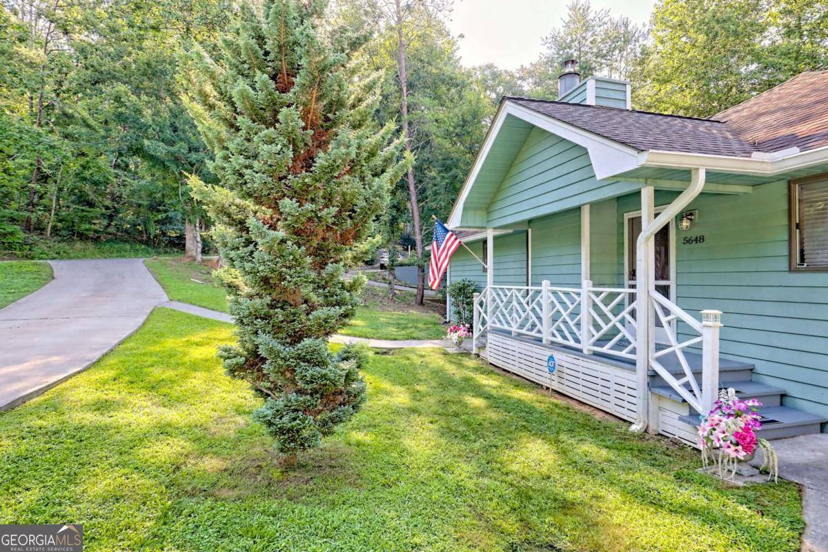 Young Harris, GA 30582,5648 Pine Crest RD