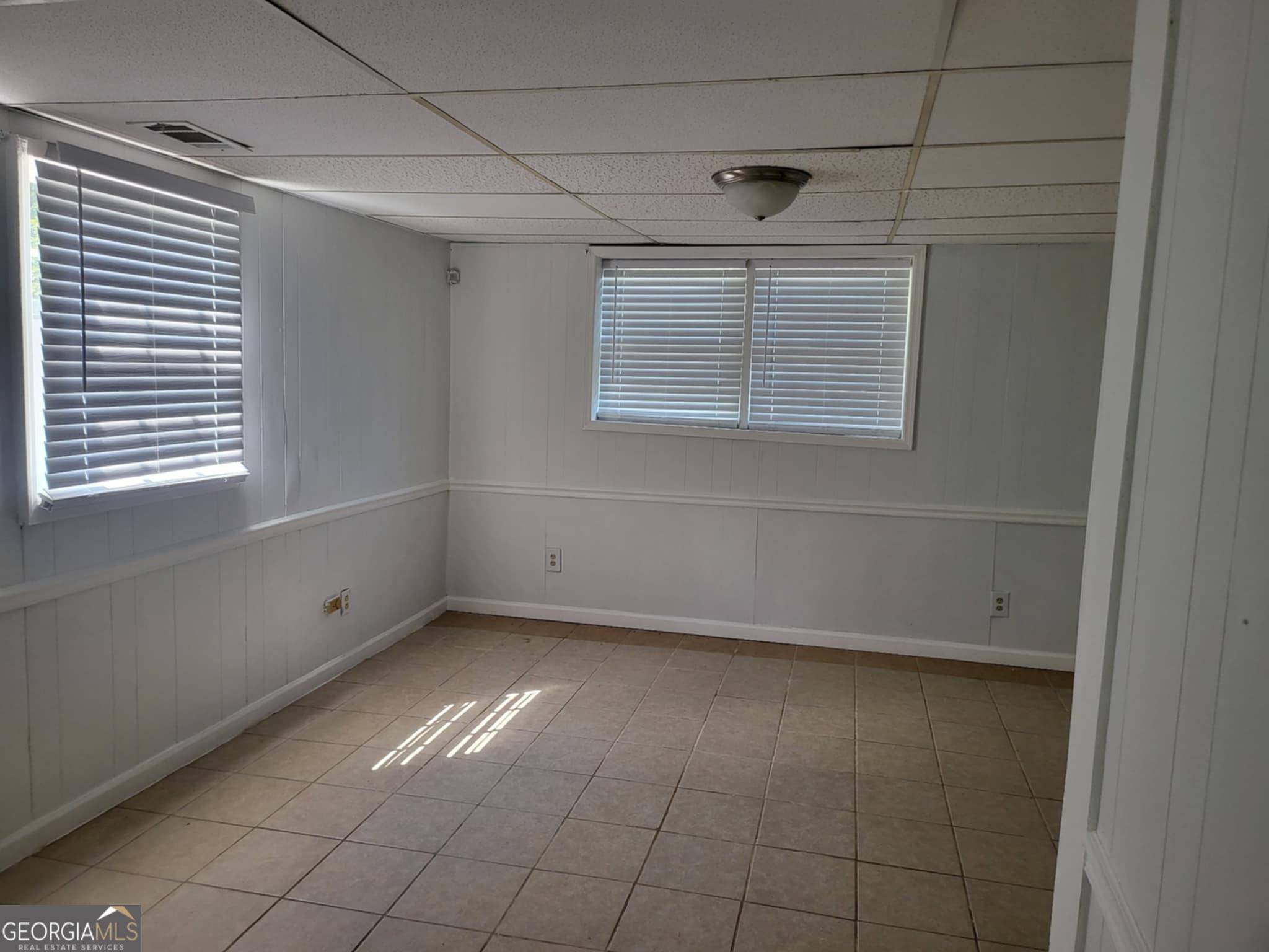 Stone Mountain, GA 30087,5151 VIVID DR