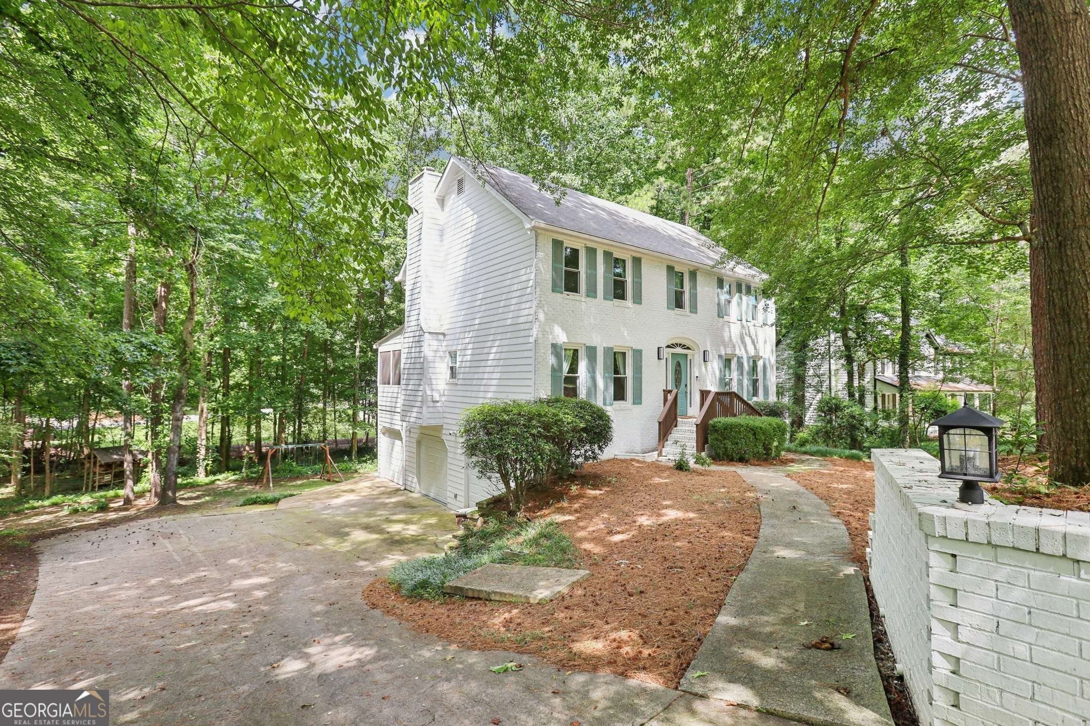 Alpharetta, GA 30009,195 Wendy Hill DR