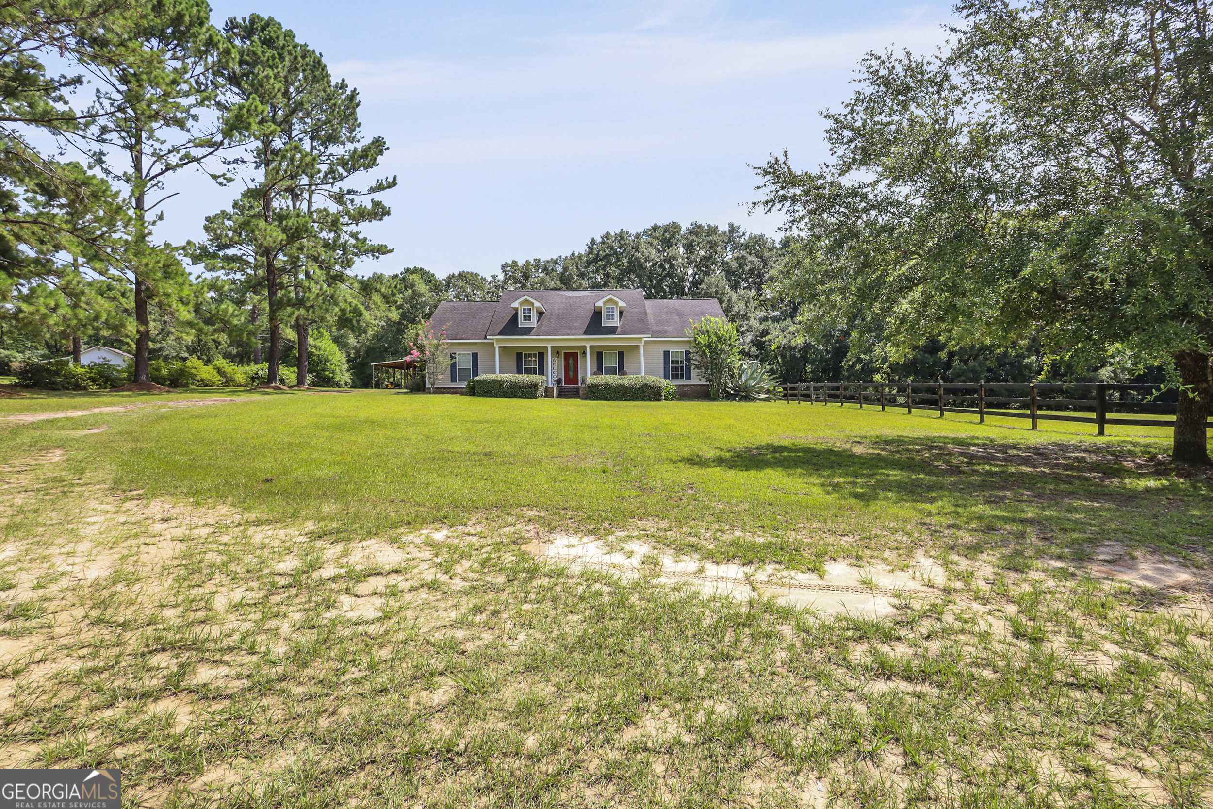 Jesup, GA 31545,311 Bailey DR