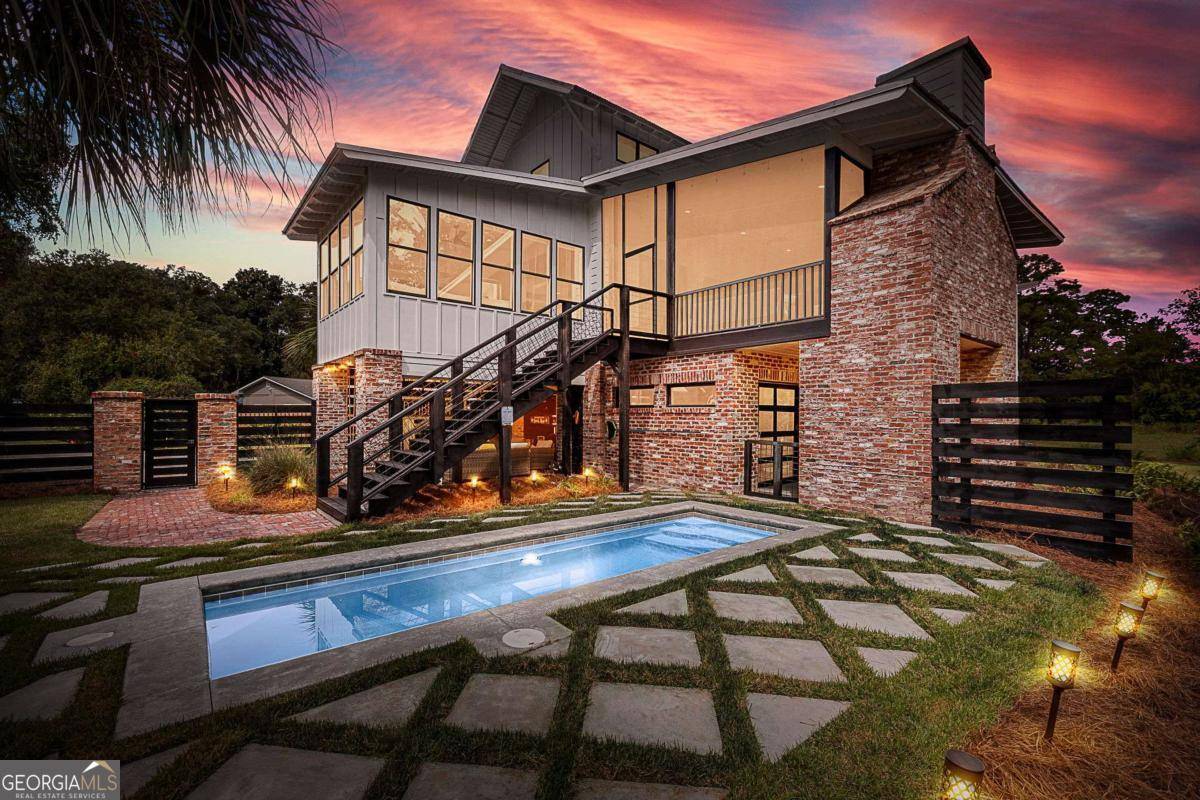 St. Simons, GA 31522,10 Fern LN