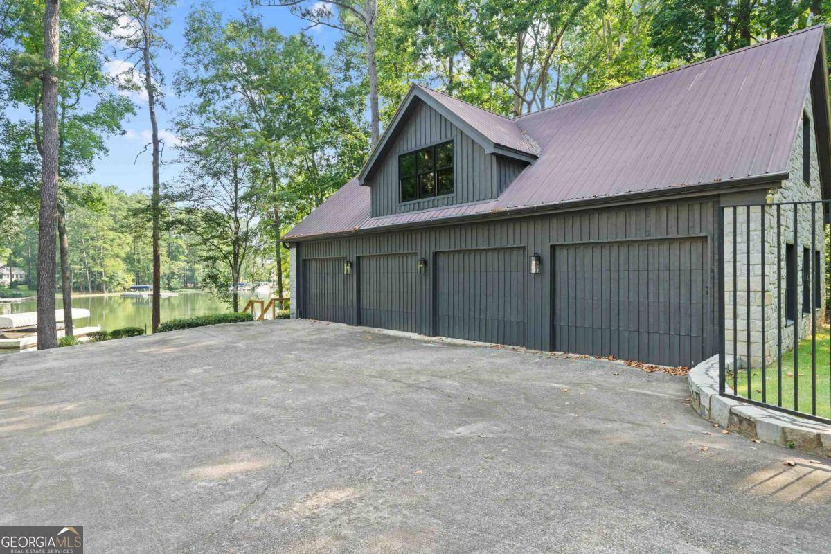 White Plains, GA 30678,1040 Chieftian WAY