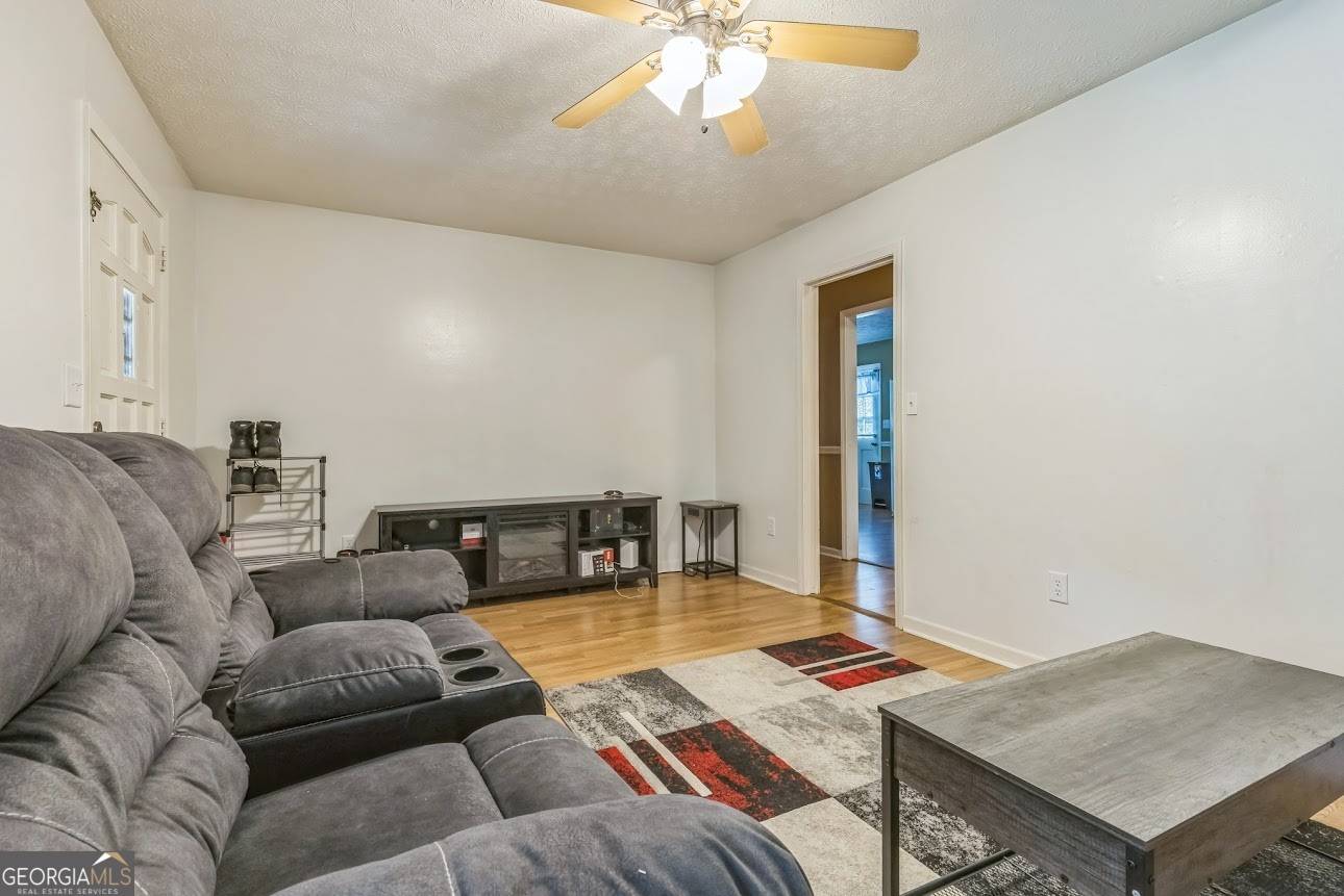 Hartwell, GA 30643,44 Kelsey DR