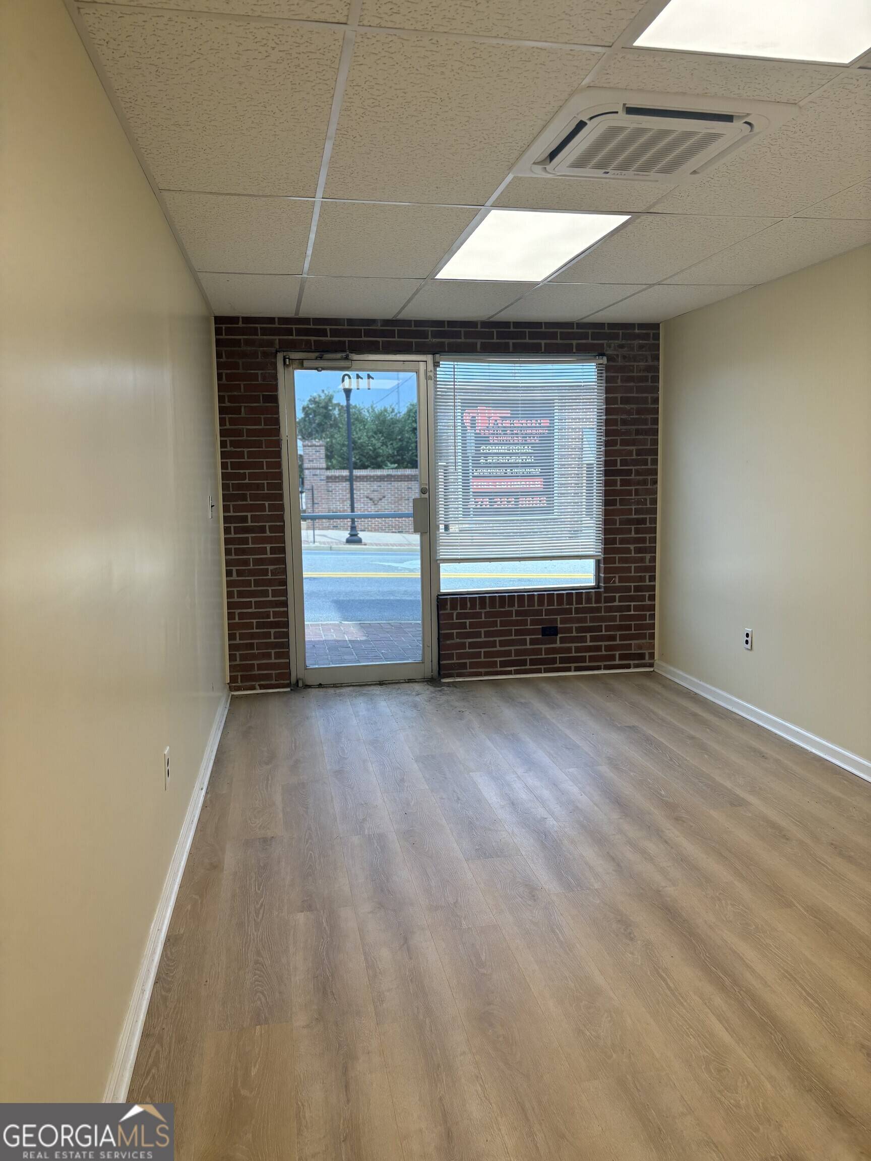 Sandersville, GA 31082,110 S Harris ST
