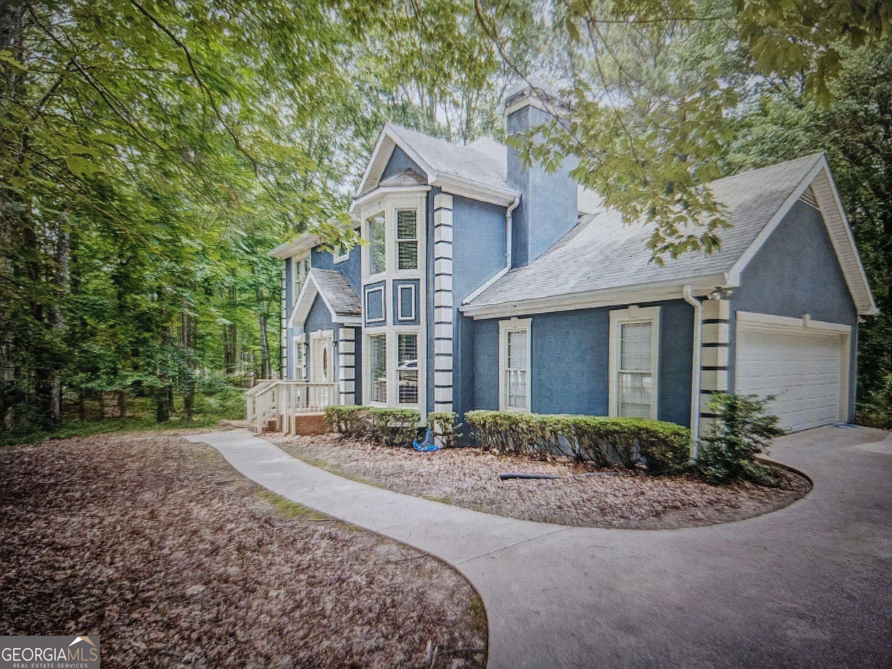 Hampton, GA 30228,732 Country Lake DR
