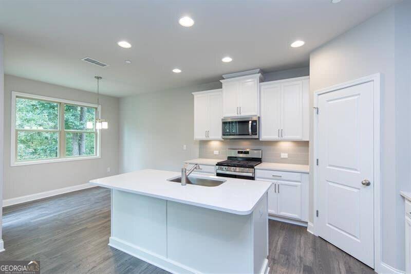 Woodstock, GA 30188,207 Jonquil Spring RD