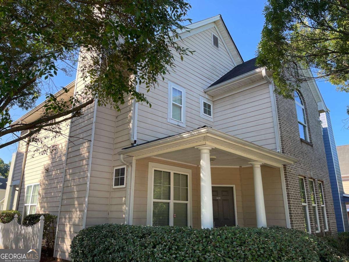 Atlanta, GA 30344,1916 Stanton RD
