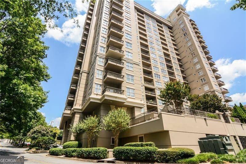 Atlanta, GA 30326,3334 Peachtree RD NE #1208