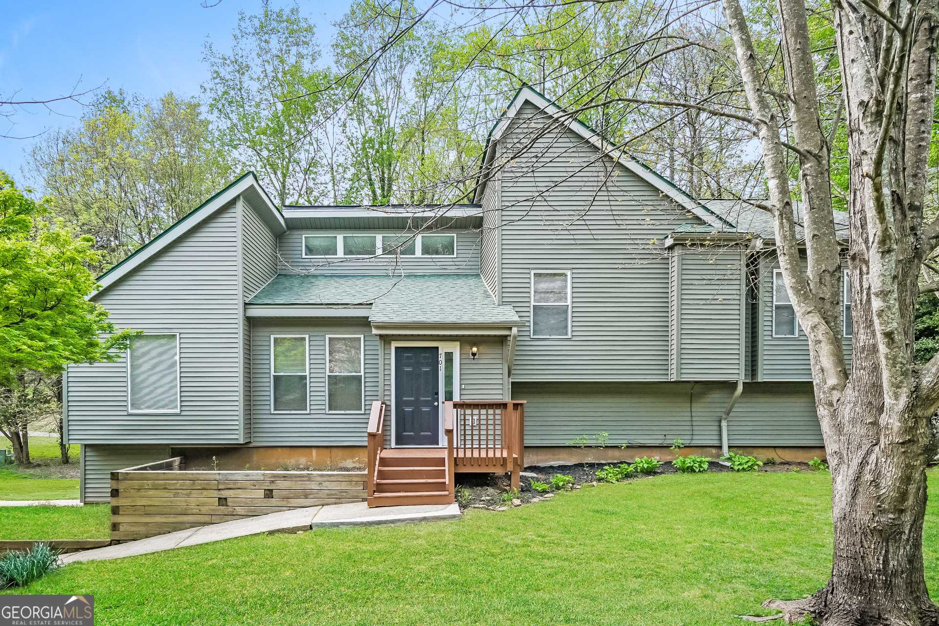 Woodstock, GA 30189,701 Jamestown PL