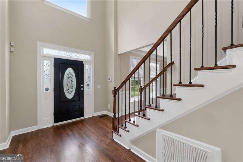 Atlanta, GA 30331,1811 Lake Cove DR SW