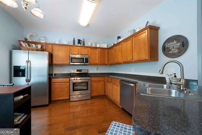 Cartersville, GA 30120,97 Mercer LN