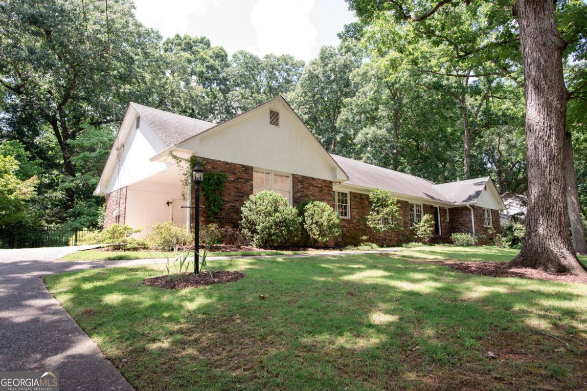 Athens, GA 30605,180 Sunnybrook DR