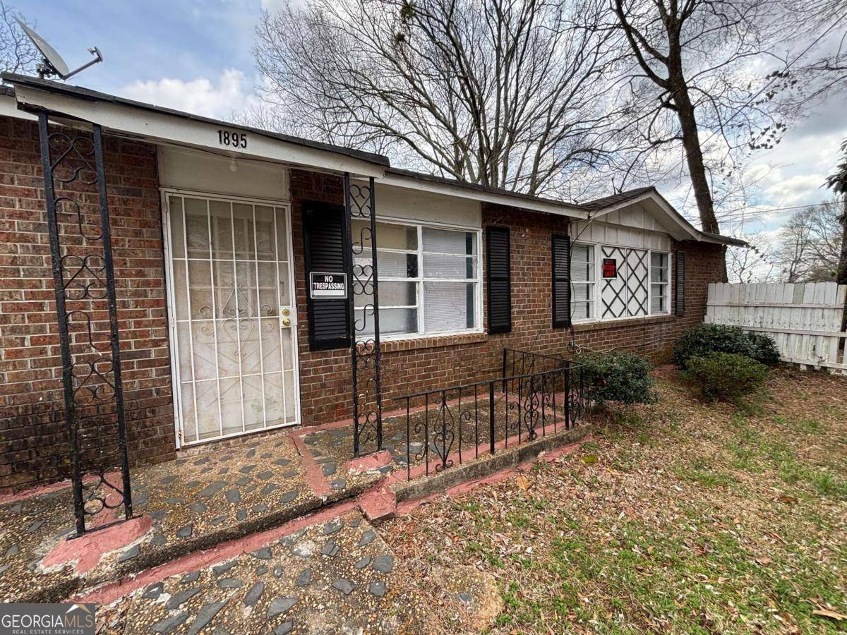 Atlanta, GA 30315,1895 thomasville DR SE