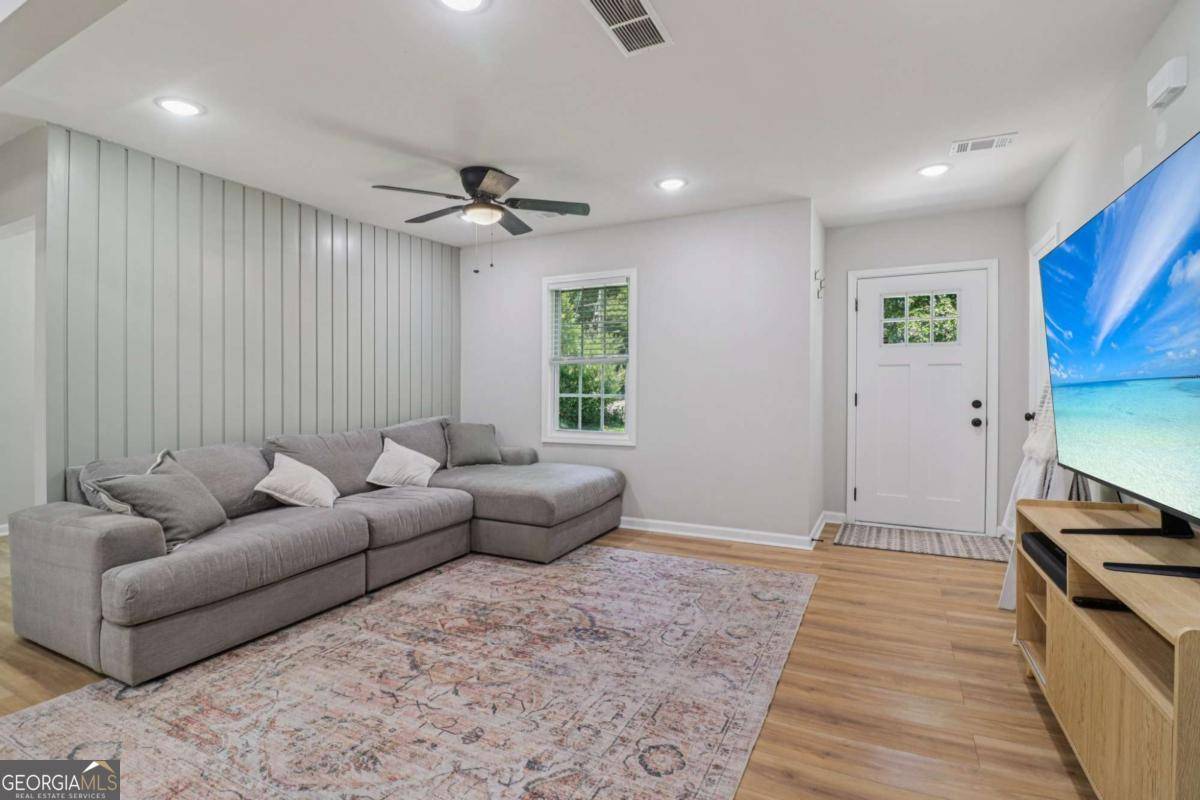 Decatur, GA 30033,2467 Fernleaf LN