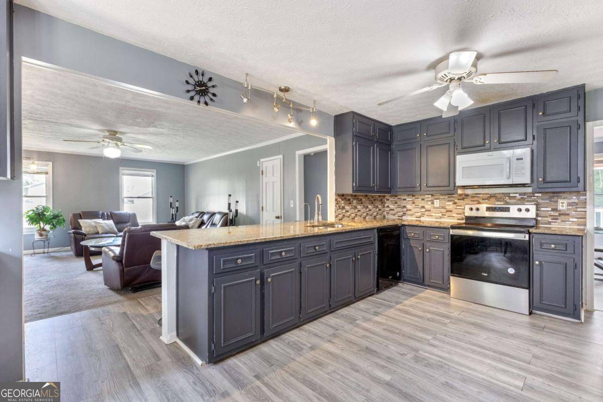 Lilburn, GA 30047,1433 Janice CT SW