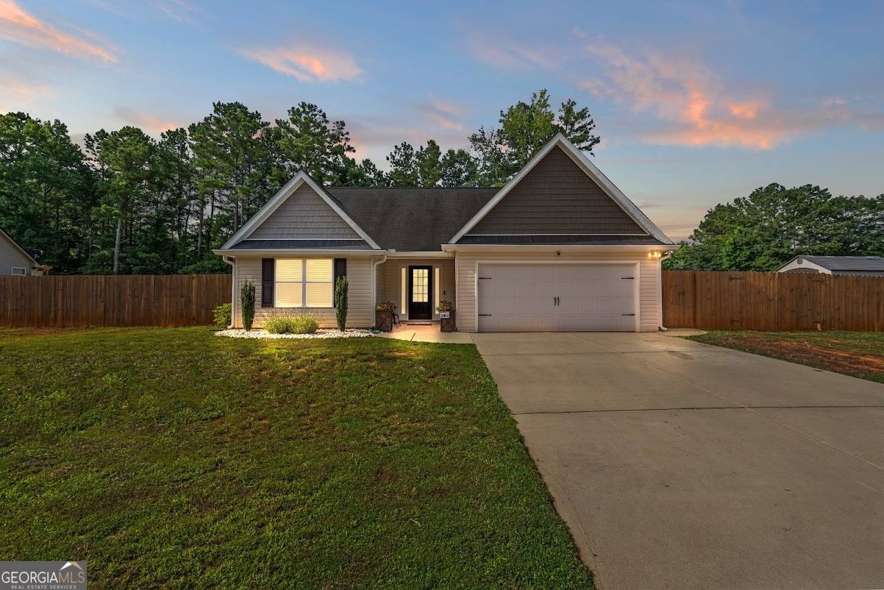 Dallas, GA 30157,142 Oakville DR