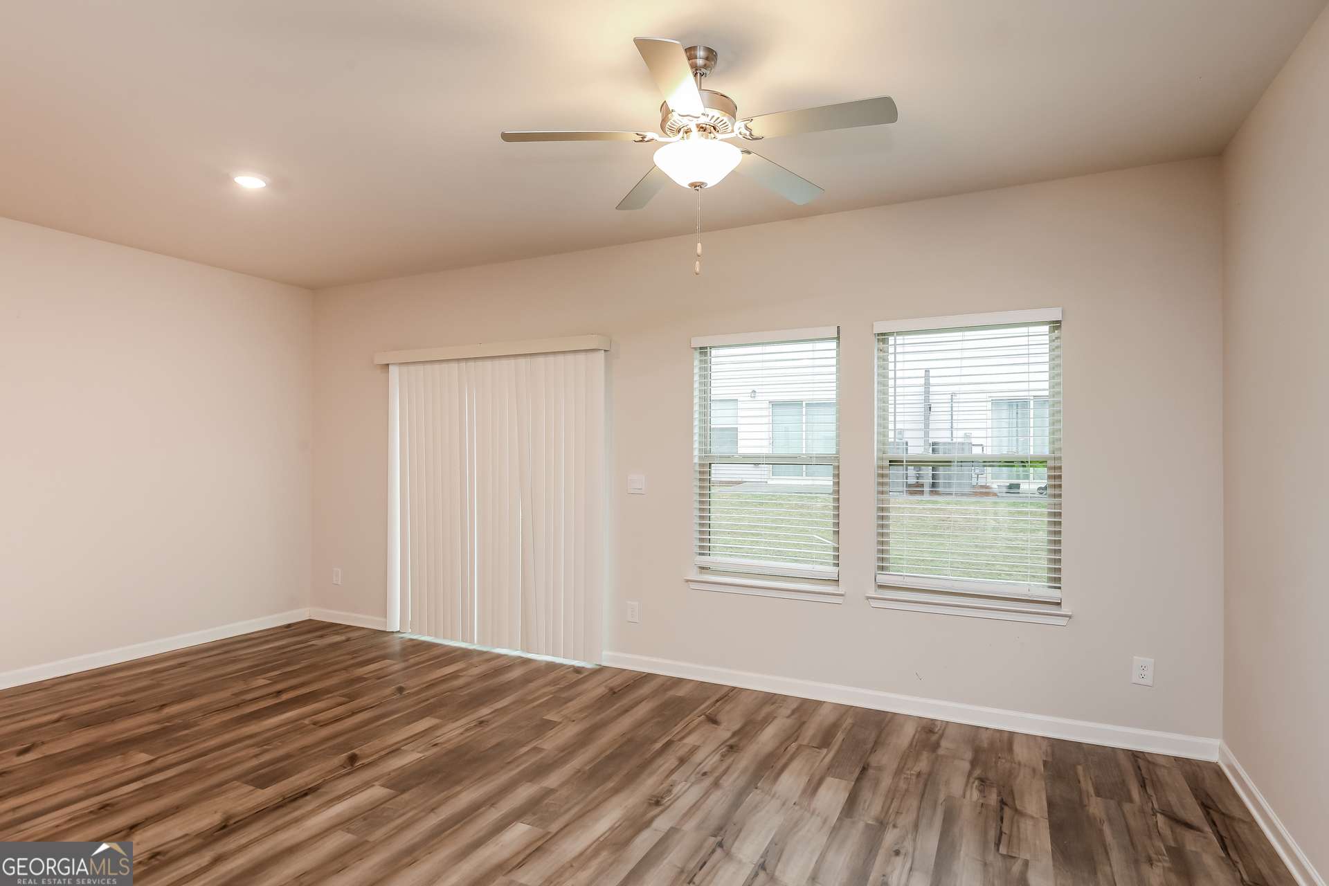 Lilburn, GA 30047,5110 Glade Park DR
