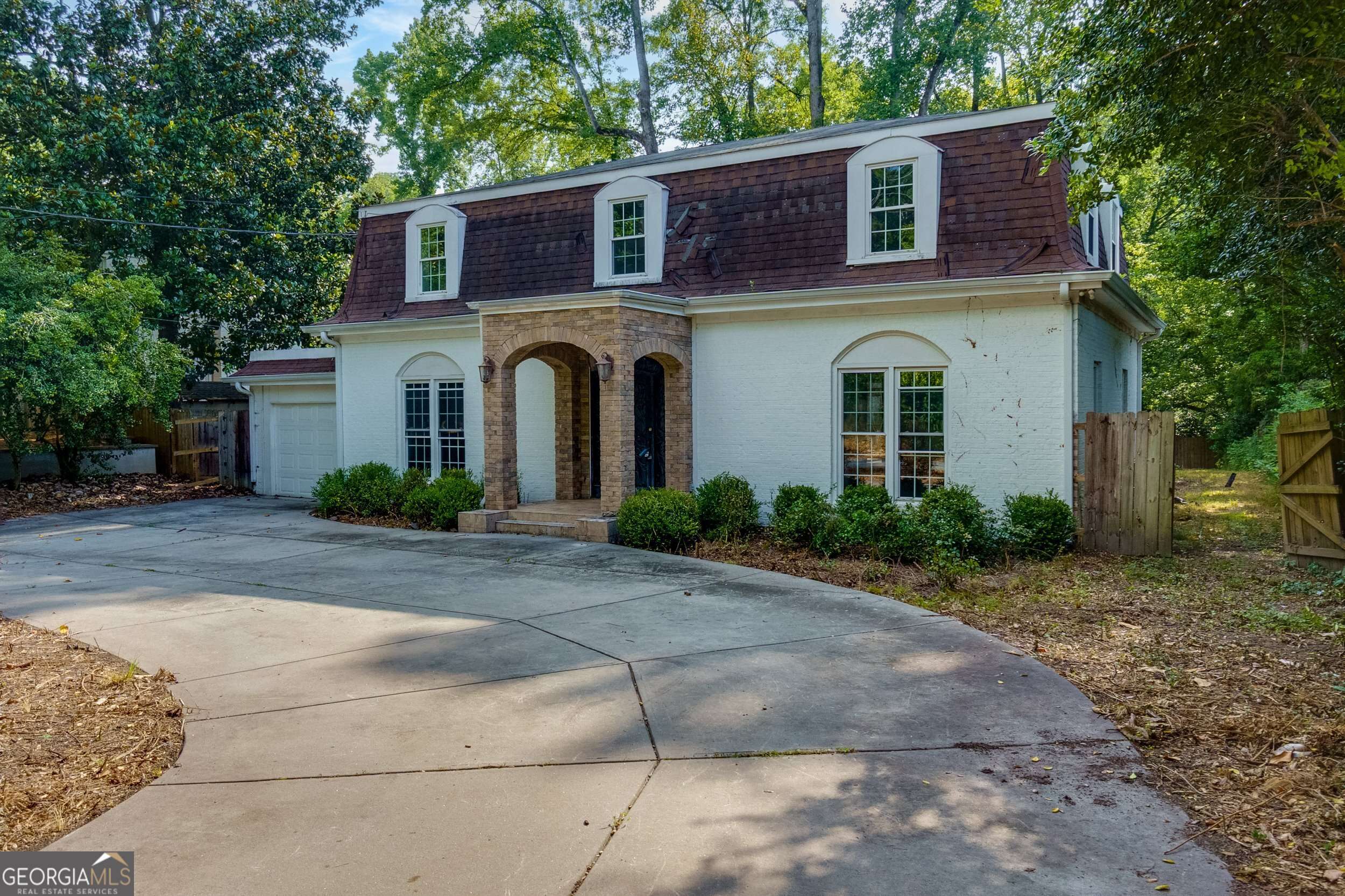 Atlanta, GA 30305,2525 NORTHSIDE