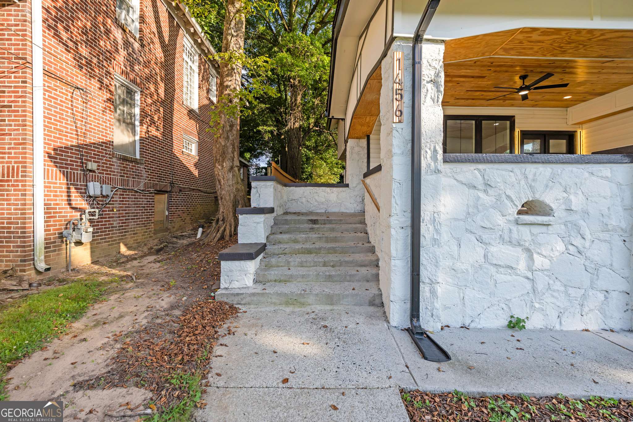 Atlanta, GA 30310,1456 S Gordon Street SW