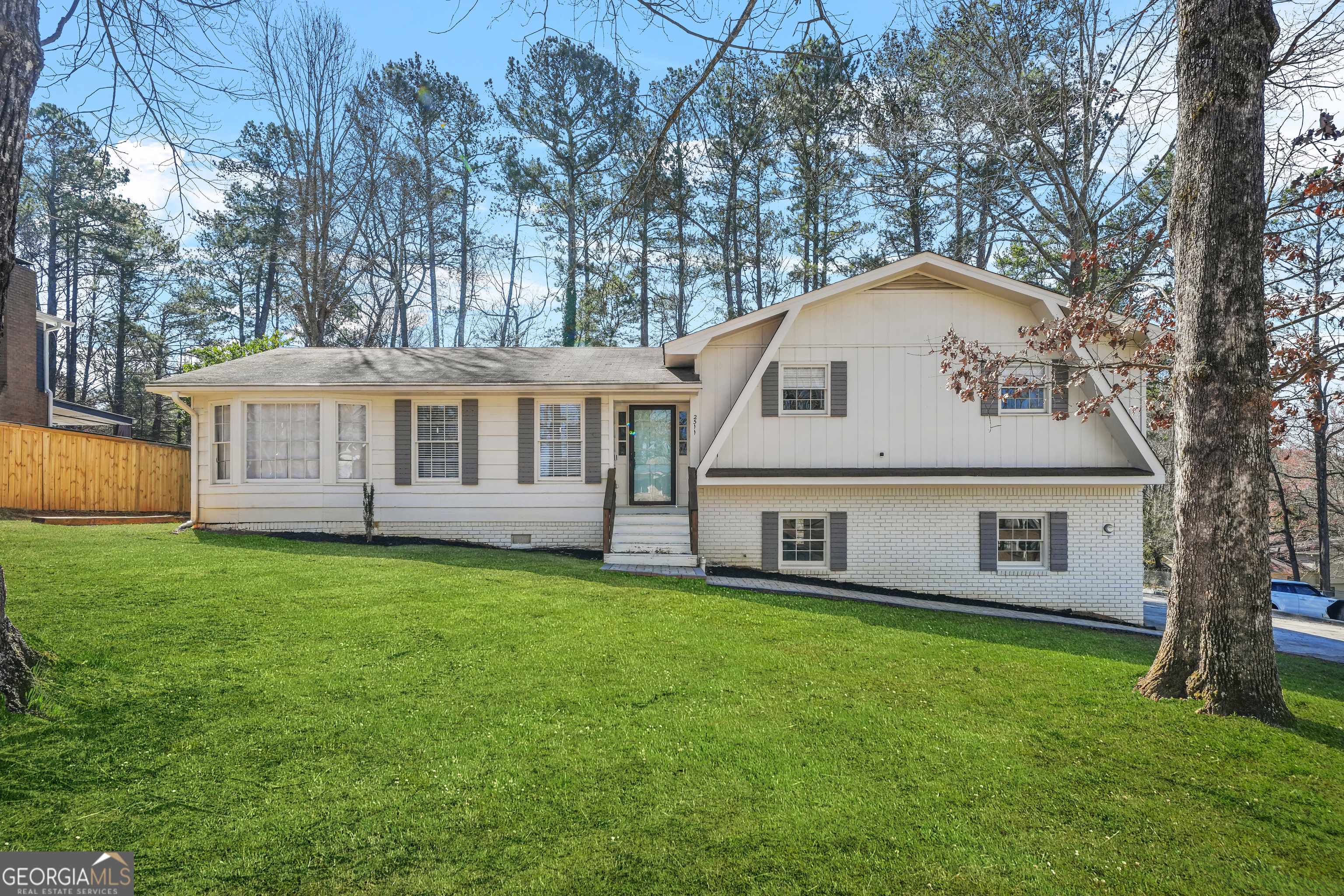 Kennesaw, GA 30152,2511 Due West CIR NW