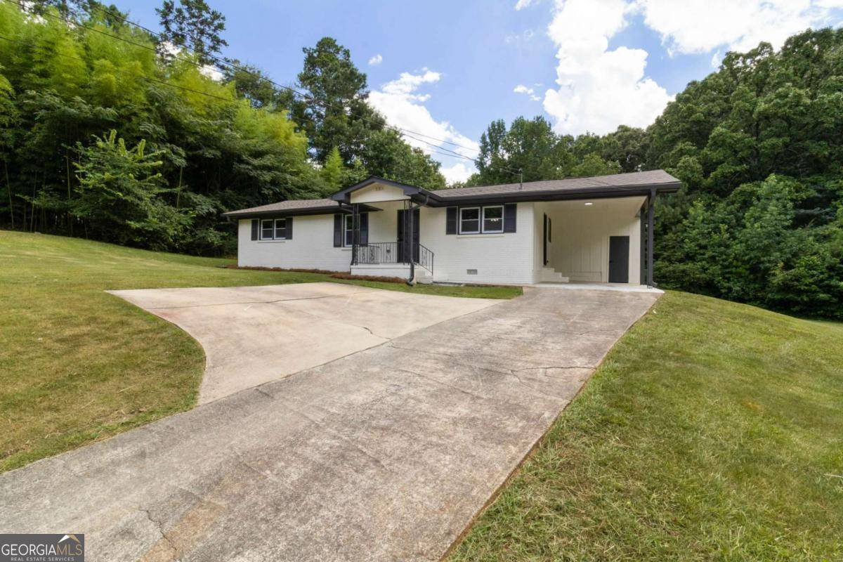 Lindale, GA 30147,407 Blackberry LN SE