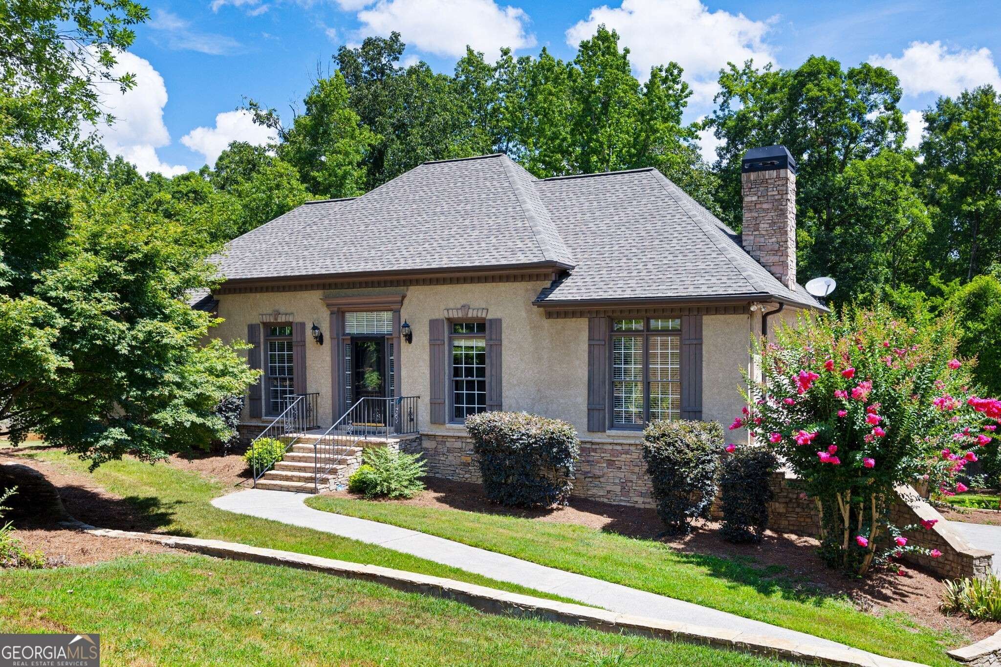 White, GA 30184,13 Centerport DR