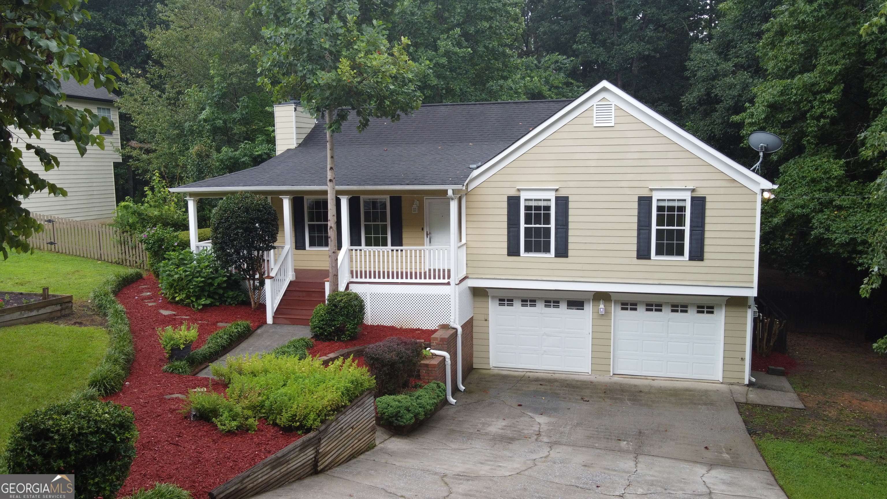 Dallas, GA 30157,178 Seals DR