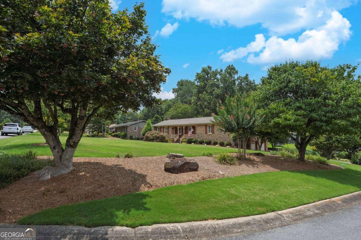 Marietta, GA 30066,986 Sarah Francis CIR