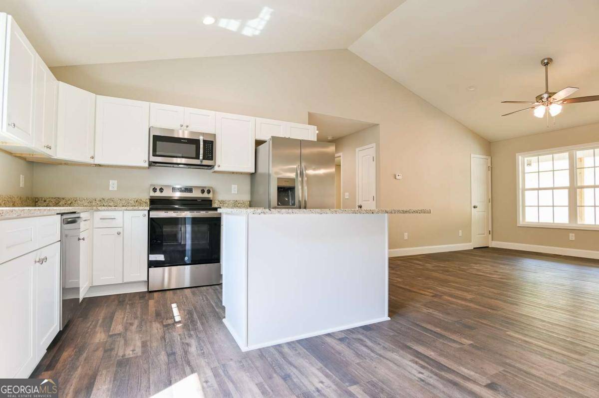 Dahlonega, GA 30533,205 Perkins RD