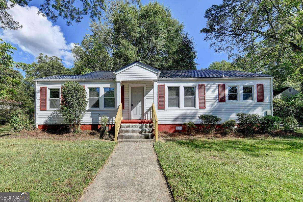 Winder, GA 30680,243 Georgia AVE