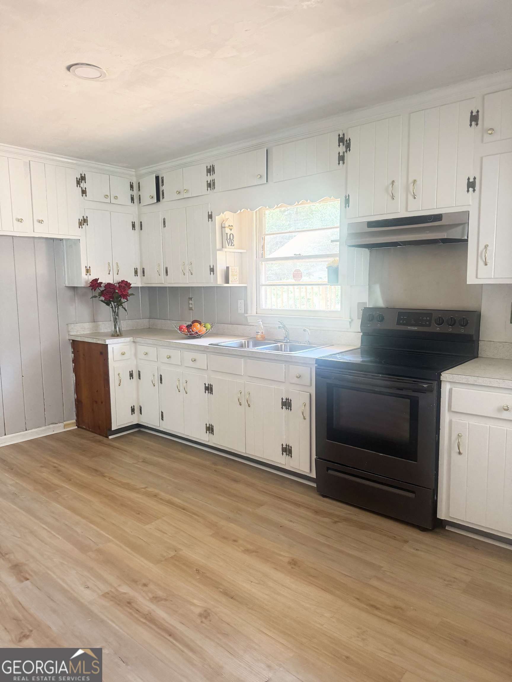 Forest Park, GA 30297,960 Longleaf Dr