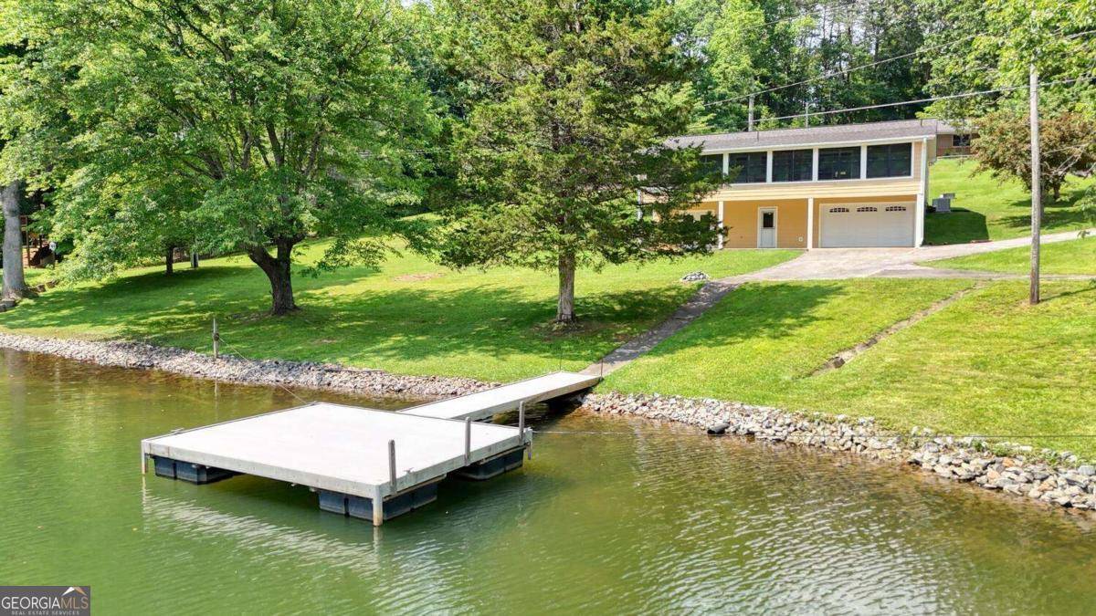 Hiawassee, GA 30546,160 Sunnyside EST