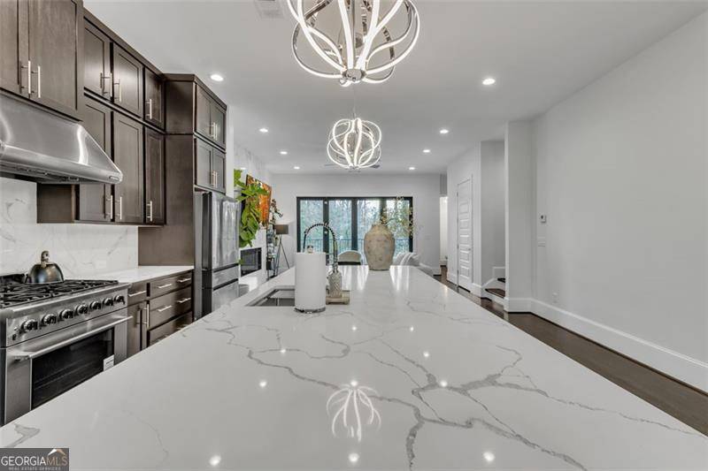 Atlanta, GA 30329,1107 BRIAR COVE