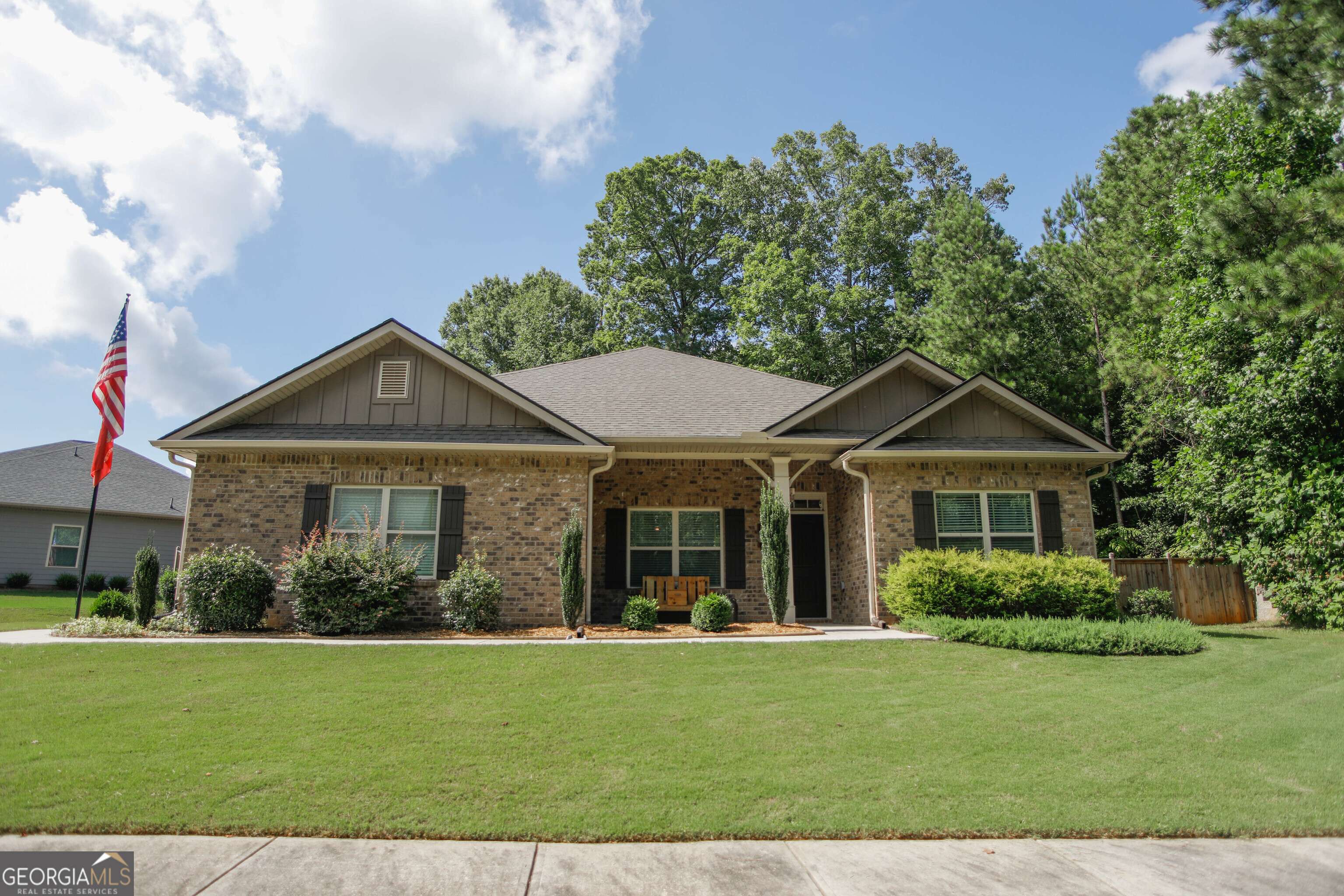 Pendergrass, GA 30567,523 Brooks Village DR