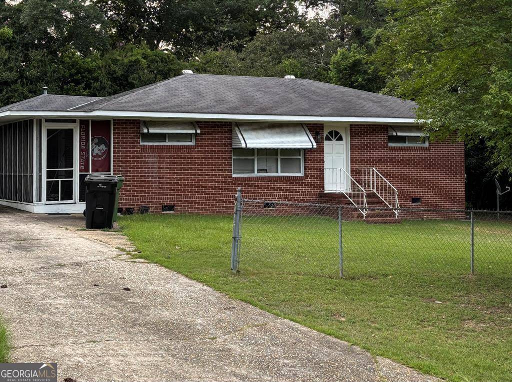 Columbus, GA 31906,438 CLARADON AVENUE