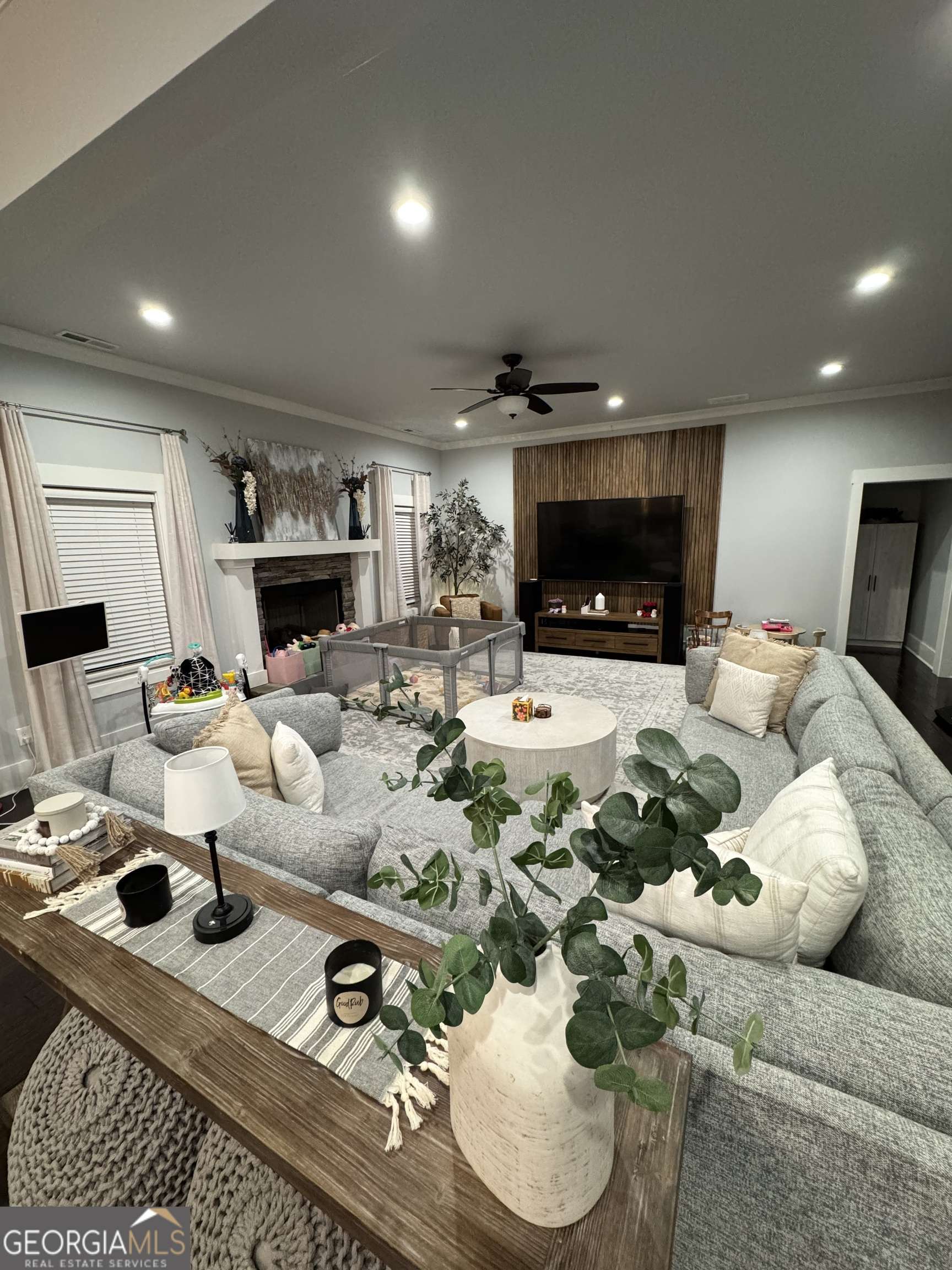 Senoia, GA 30276,215 Walden Pond TRL