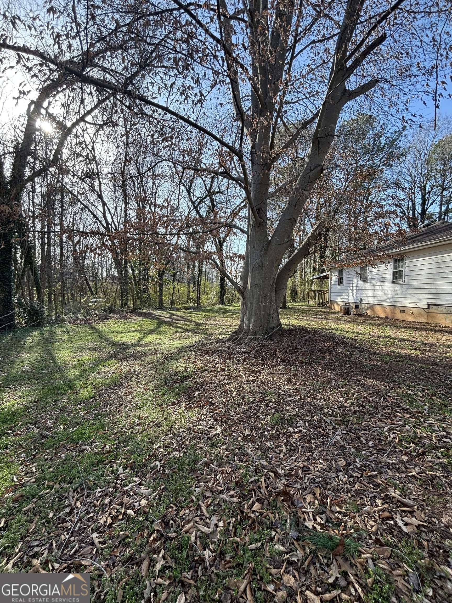 Stone Mountain, GA 30088,1027 N Born RD