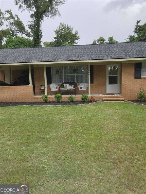 Alma, GA 31510,409 Dykes ST