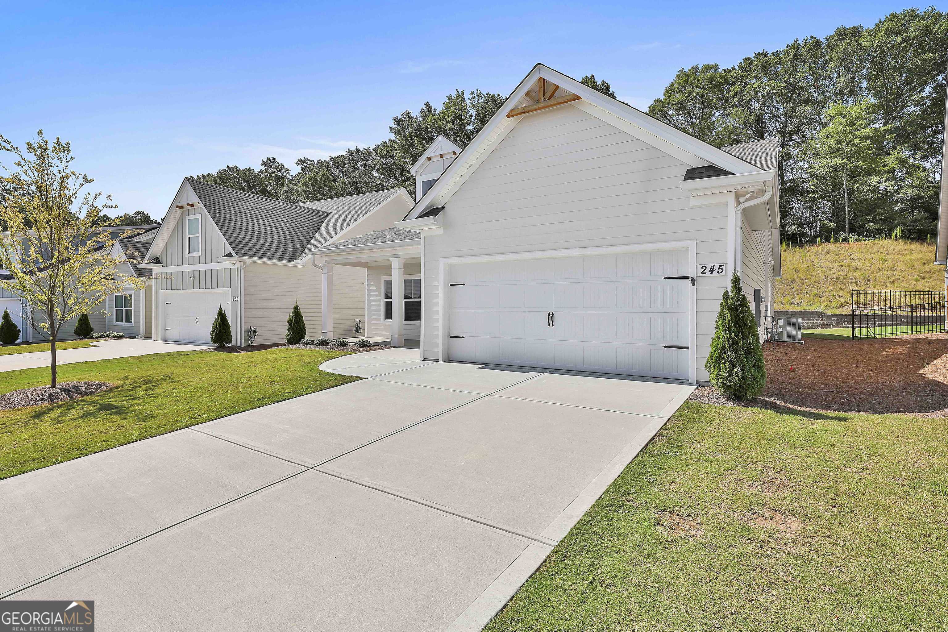 Senoia, GA 30276,245 Farrell Creek DR