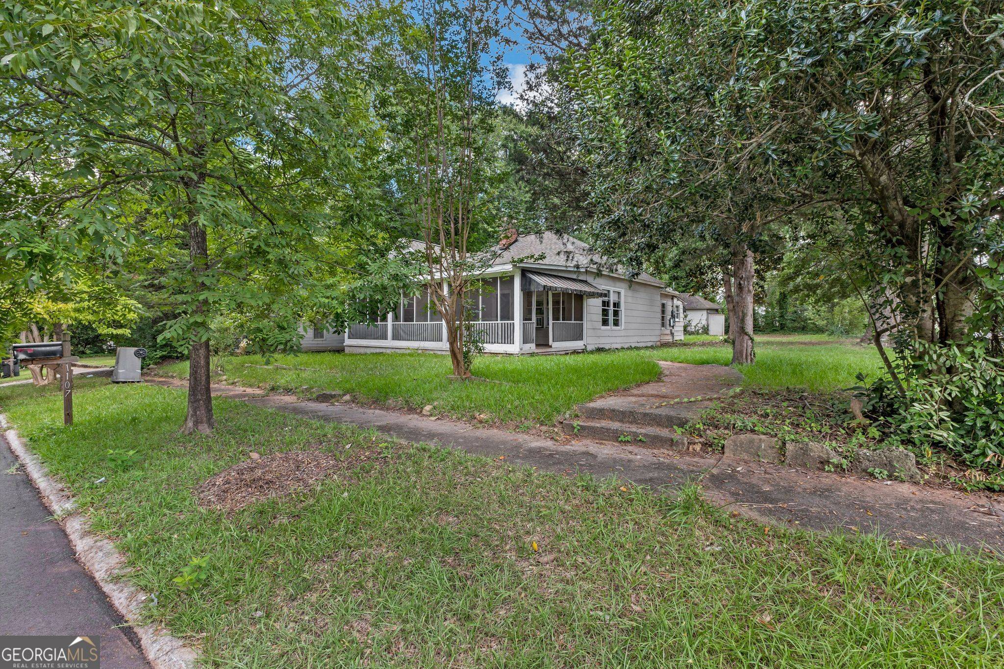 Lagrange, GA 30240,1107 1st AVE