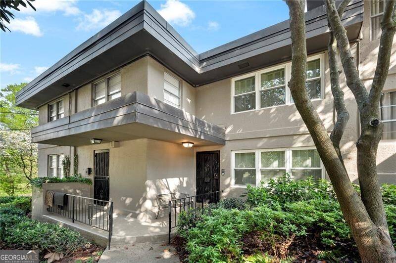 Atlanta, GA 30342,270 Lakemoore DR #B
