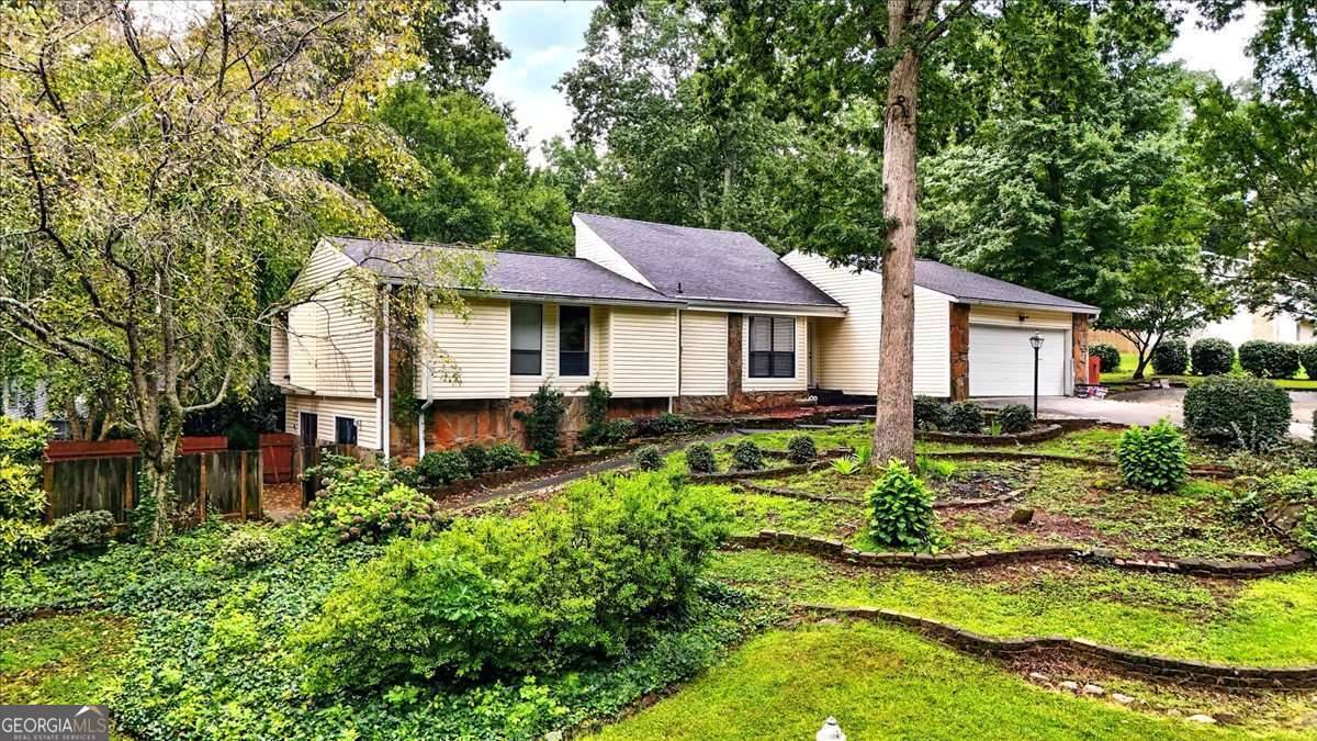 Douglasville, GA 30135,9760 Greenside WAY