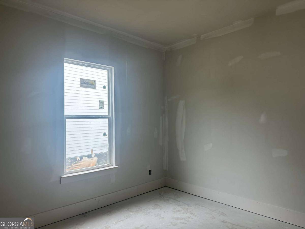 Jefferson, GA 30549,171 Crimson Feather DR