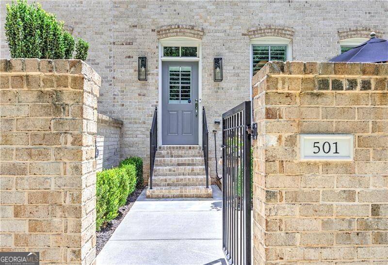 Roswell, GA 30075,501 Woodhollow DR