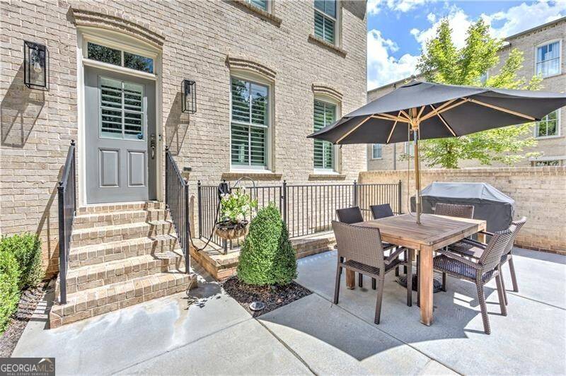 Roswell, GA 30075,501 Woodhollow DR