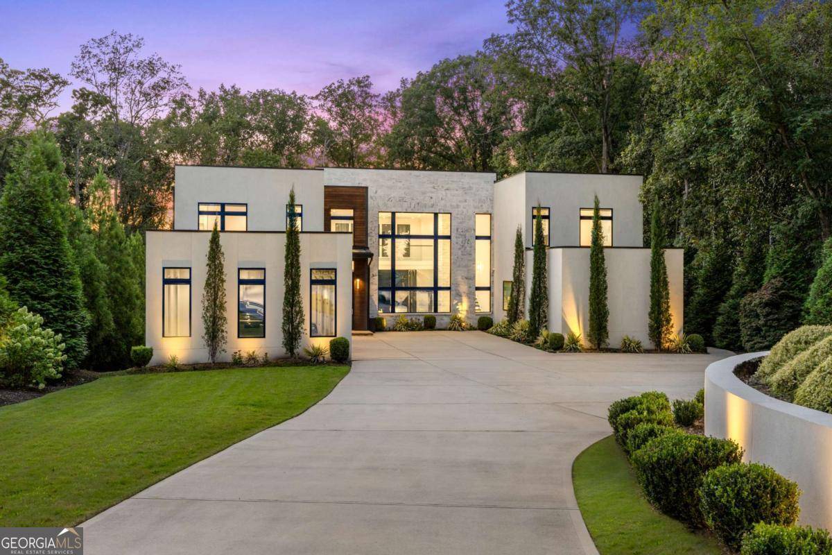 Atlanta, GA 30327,1105 Moores Mill RD NW