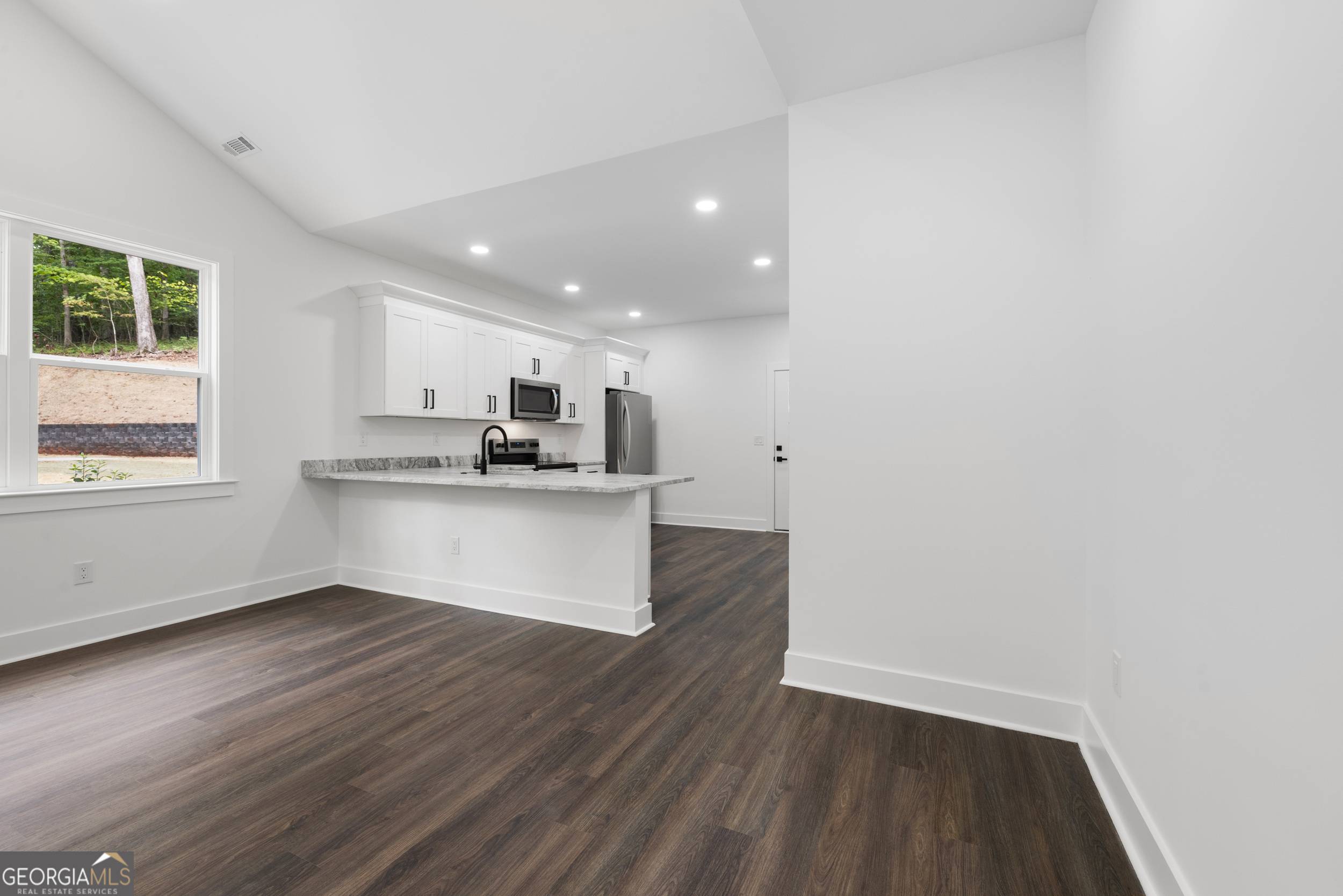 Westminster, SC 29693,306 Hickory TRL