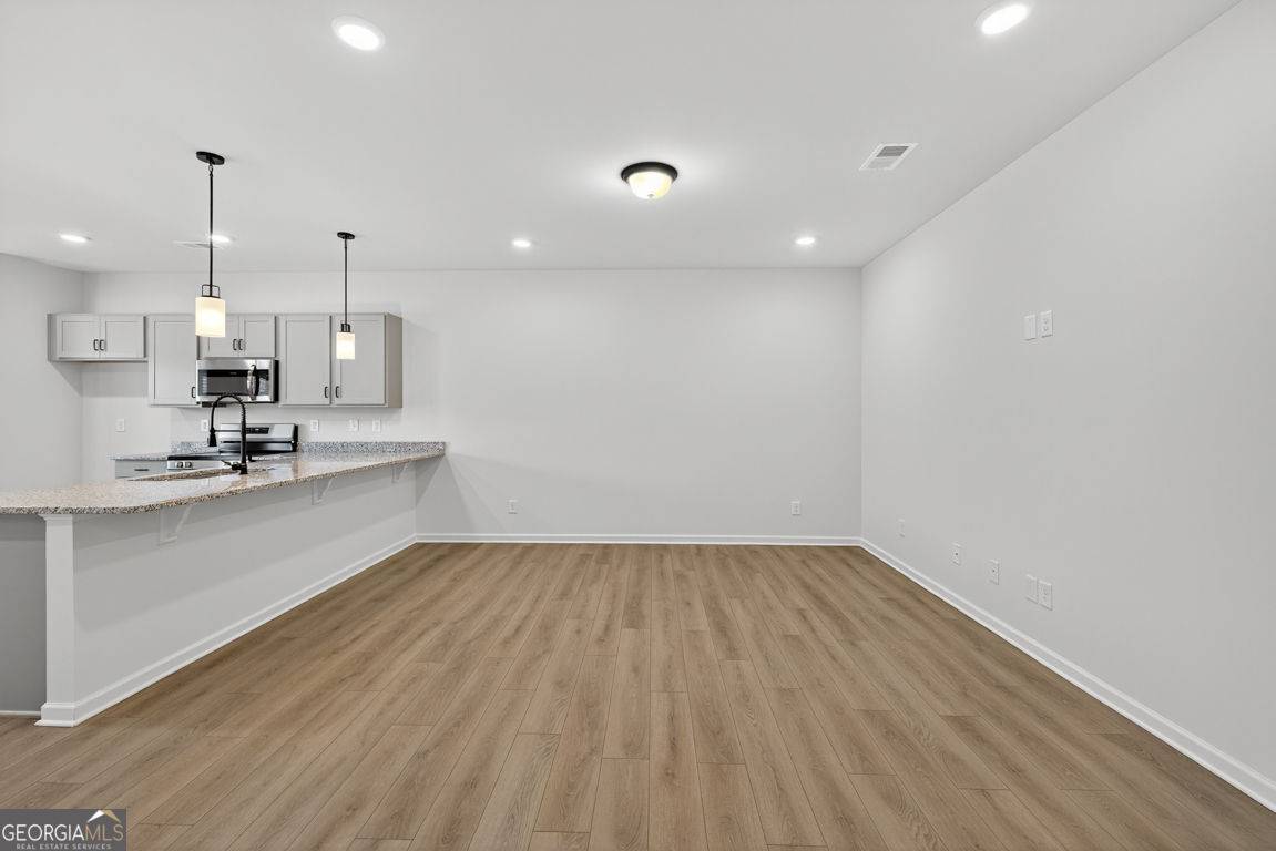 Austell, GA 30168,2425 Ravencliff DR #88